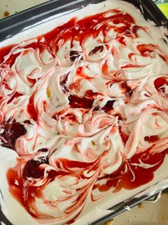 صورة لوصفة ايس كريم التشيز كيك » Strawberry Cheesecake Ice Cream