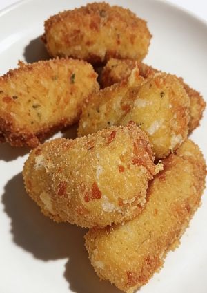 Una foto de Croquetas de arroz