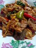 ผัดฉ่าเศษม่อน