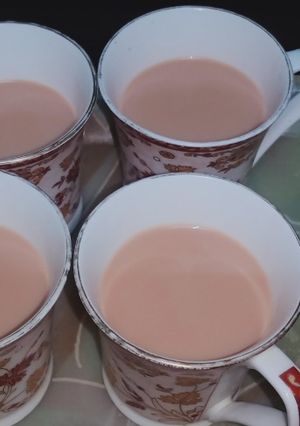 अदरक वाली कड़क चाय(Adrak wali kadak chai recipe in hindi) रेसिपी मुख्य फोटो