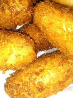 Foto resep Roti goreng (isi pisang coklat/ saus bolognese mozza)