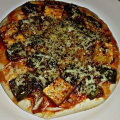 A picture of Instant Paneer Pizza.