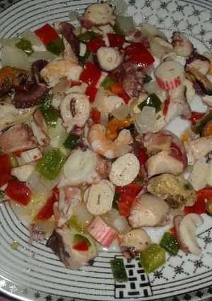 Una foto de Ensalada marinera