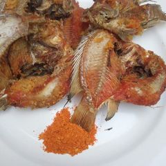 A picture of Fried fish.