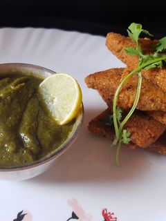 सागो ट्रायंगल (sago triangle recipe in Hindi) रेसिपी मुख्य फोटो