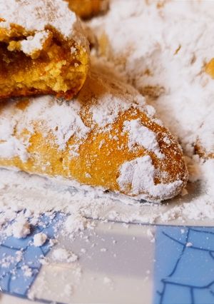 Φωτογραφία της συνταγής Γεμιστά μπισκότα με χουρμαδόμελο-καρύδια και μαρμελάδα πορτοκάλι