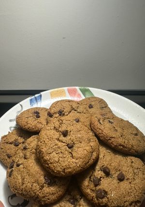 A picture of GF Chocolate Chip Cookies.