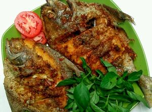 Foto resep Ikan Bawal Goreng Gurih