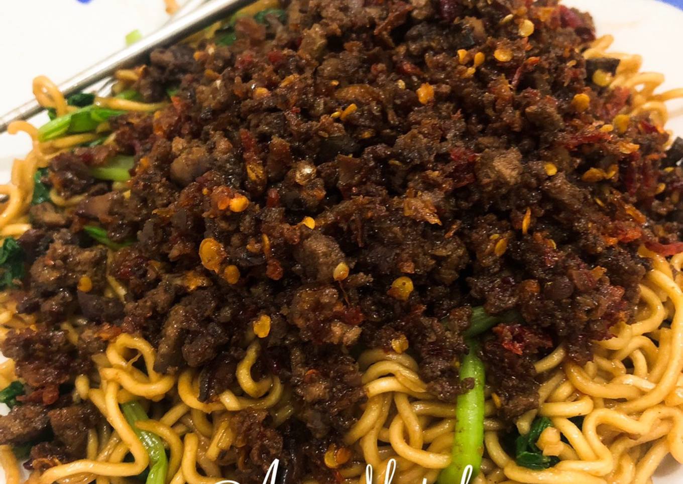 Mie Pedas Keringetan