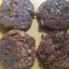 A picture of Soya ke shami kabab.