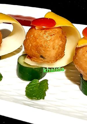 A picture of Rice balls.