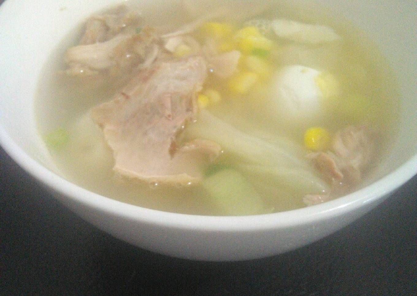 Sayur campur (Ayam-Telur puyuh- jagung - kol)