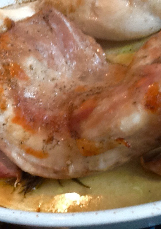 Una foto de Conejo asado