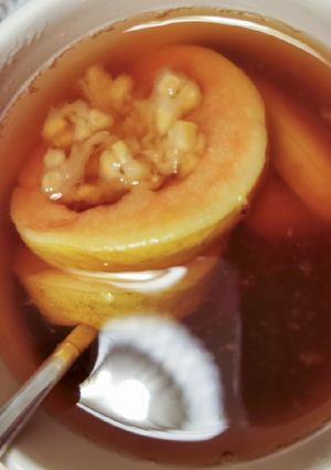 Una foto de Té de guayaba con canela