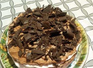Una foto de Merengue y rulos de chocolate