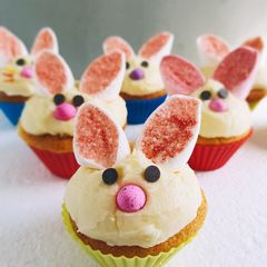 A picture of Bunny cupcakes.