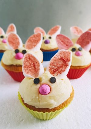 A picture of Bunny cupcakes.