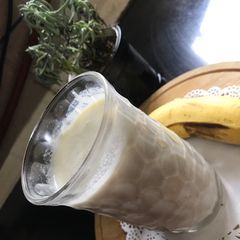 A picture of Banana shake.