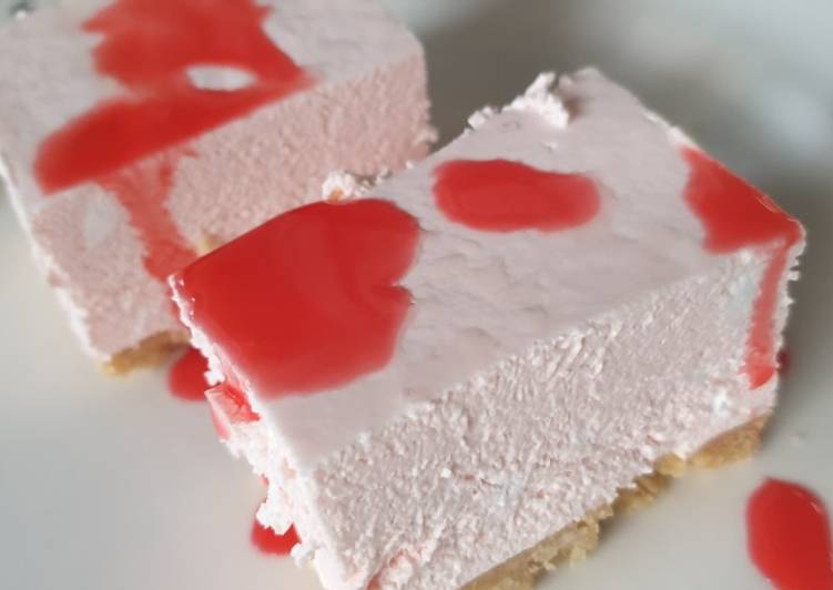 Easiest Way to Make Speedy Chilled Strawberry cheesecake