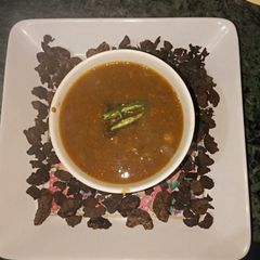 A picture of Awla channa.