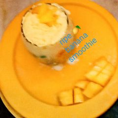 A picture of Ripe banana smoothie.