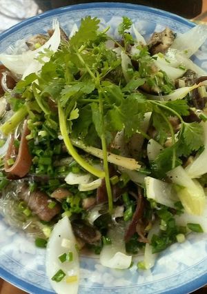 Hình của món Miến lươn xào lăn.