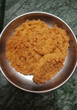 ચોખા ની ચકરી (Rice flour chakri Recipe In Gujarati) રેસીપી મુખ્ય ફોટો