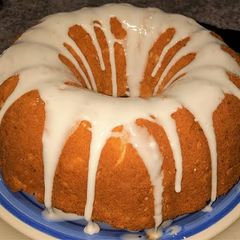 Coconut bundt cake A picture of Coconut bundt cake.