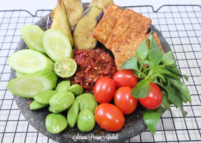 Sambal Dadak Khas Sunda