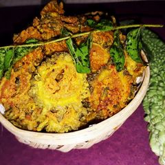 A picture of Karela chips.