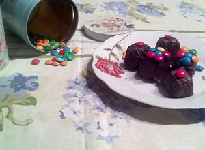 Una foto de Bombones de piña colada y dulce de leche pascual!