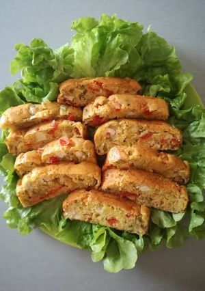 Une photo de Cake salé végétarien tomates feta olives