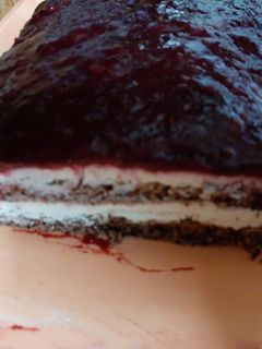 Diós piskóta, vegyes gyümölcszselével recept fotója