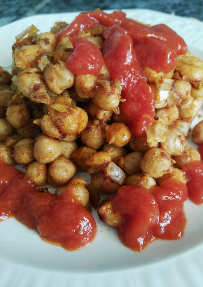 Una foto de Garbanzos fritos al pimentón
