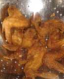 Alas de pollo fritas