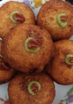 ब्रेड रोल (Bread roll recipe in Hindi) रेसिपी मुख्य फोटो