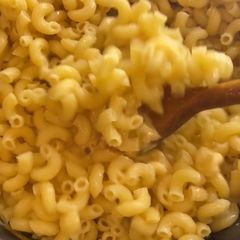 Pot of macaroni and cheese A picture of Pot of macaroni and cheese.
