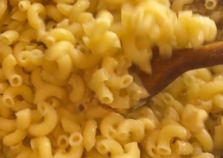 Steps to Prepare Appetizing Pot of macaroni and cheese