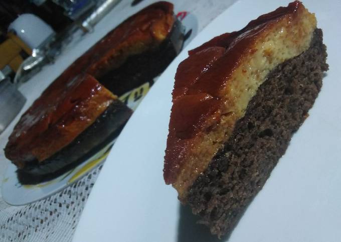 Pastel imposible / Chocoflan Receta de Miriam Parada- Cookpad