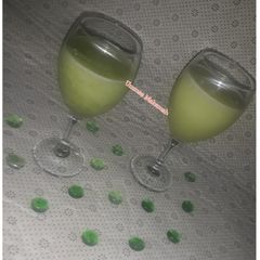 A picture of Cucumber, Ginger and Mint Juice.