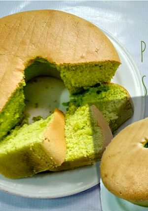 Foto resep Bolu Pandan Santan (Daun Pandan Asli)