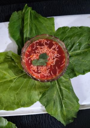 પાલક સૂપ (Palak Soup recipe in Gujarati) રેસીપી મુખ્ય ફોટો