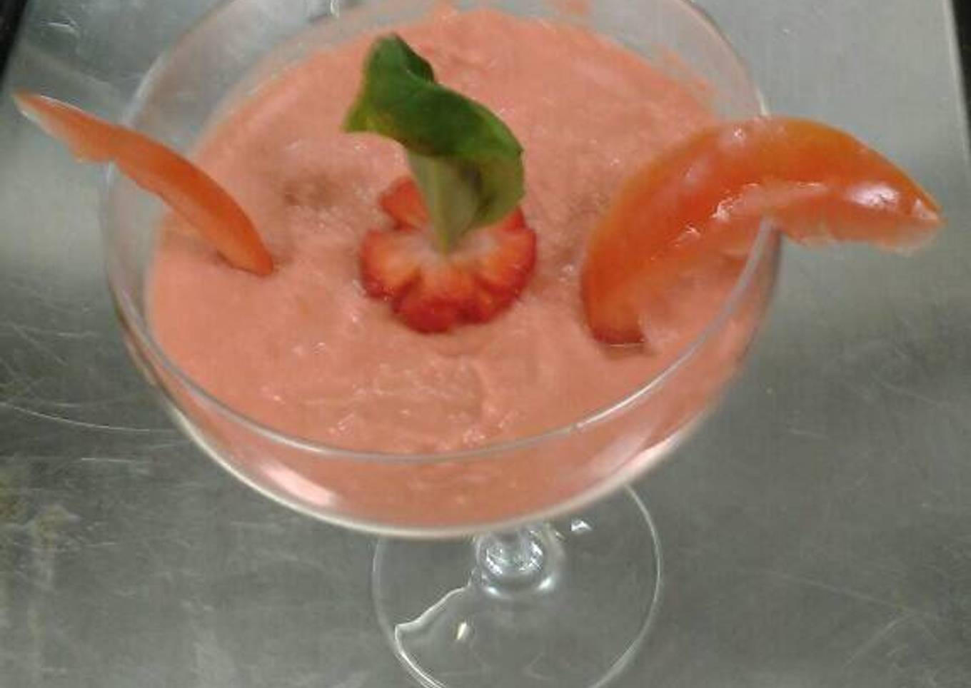 Salmorejo de fresas