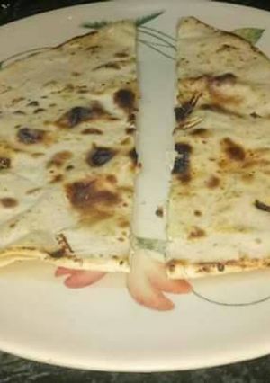 A picture of Butter naan.