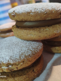 Una foto de Alfajores de nuez
