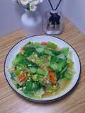 Tumis Sayur Pokcoy dan Kecambah Kedelai