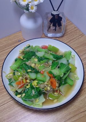 Foto resep Tumis Sayur Pokcoy dan Kecambah Kedelai