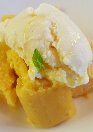Una foto de Tocino de cielo con helado