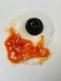 Ojo de halloween (esfera de queso)