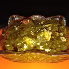 A picture of Palak paneer.